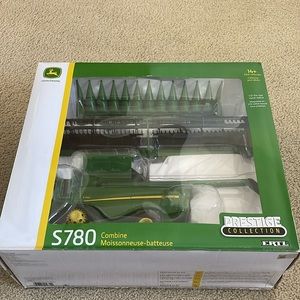 Collectible S780 Combine Moissonneuse-batteuse prestige collection ERTL